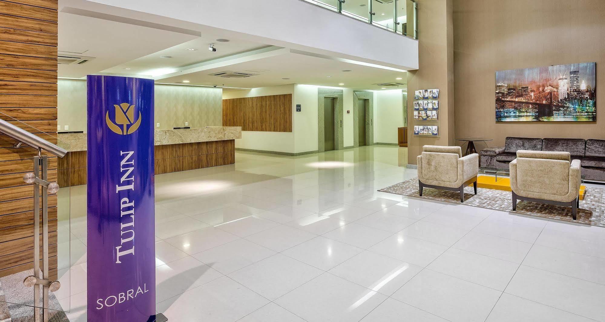 Best Hotel Собрал Екстериор снимка